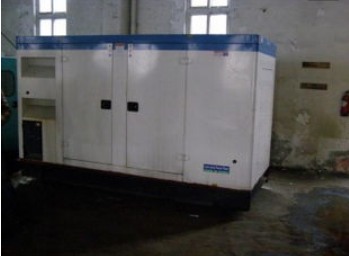 麦积康明斯150kw大型柴油二手发电机组 麦积康明斯150kw大型柴油二手发电机组